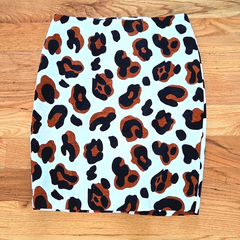 New Fall Arrival Brand New Talbots w/o Tags Leopard Print Skirt Size 6P